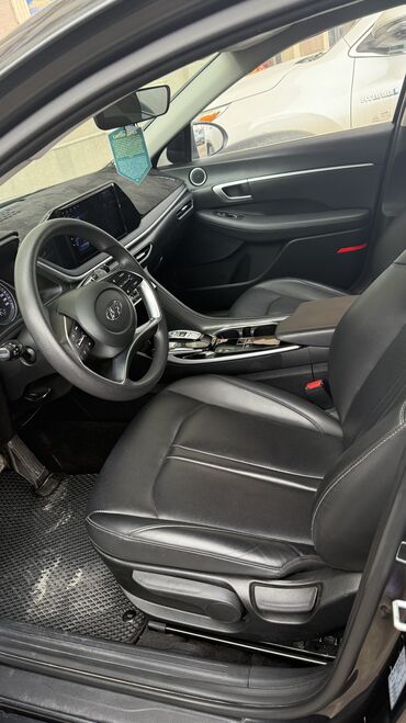 Hyundai: Hyundai Sonata: 2021 г., 2 л, Автомат, Газ, Седан — 5