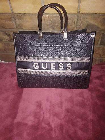 magnetni sat: Torba orginal Guess nošena kratko — 5