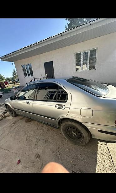 kaiyi e5: Honda Civic: 1997 г., 1.5 л, Механика, Бензин, Седан — 2