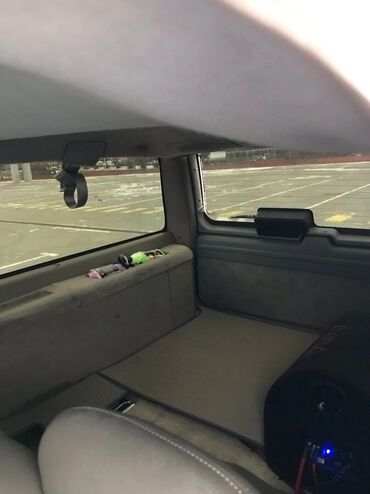 Chevrolet: Chevrolet Suburban: 2000 г., 5.7 л, Автомат, Газ, Внедорожник — 9