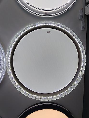 smart light: Круглый потолочный светильник с декоративным хрустальным ободом. - — 1