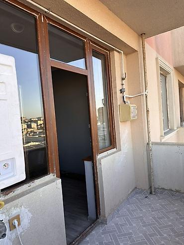 Uzunmüddətli kirayə mənzillər: Mənzil rahat yaşayış üçün lazım olan əsas avadanlıq və mebellə təmin — 20