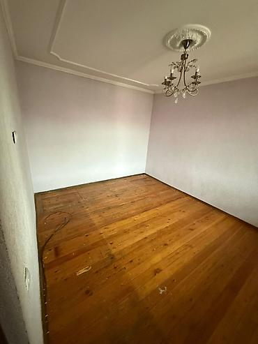 Үйлөрдү ижарага берүү: 40 м², 3 бөлмө — 4