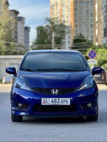 honda fit 2012: Honda Fit: 2012 г., 1.5 л, Вариатор, Бензин, Хетчбек