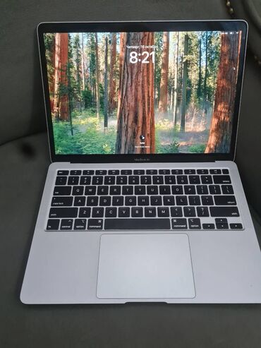 apple macbook: Ideal vəziyyətdə Macbook Air 2020 intel core i3 8/256gb.Yeni notebook