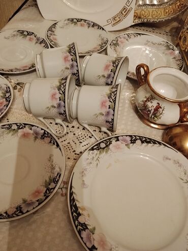 Kurtkalar: Məhsul: Çay-servis və süfrə dəsti + metal çəngəl-bıçaq-qab-qacaq — 6