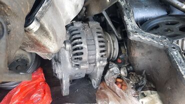 Стекла и комплектующие: Переднее левое Mazda, 1996 г., Б/у, Оригинал — 6