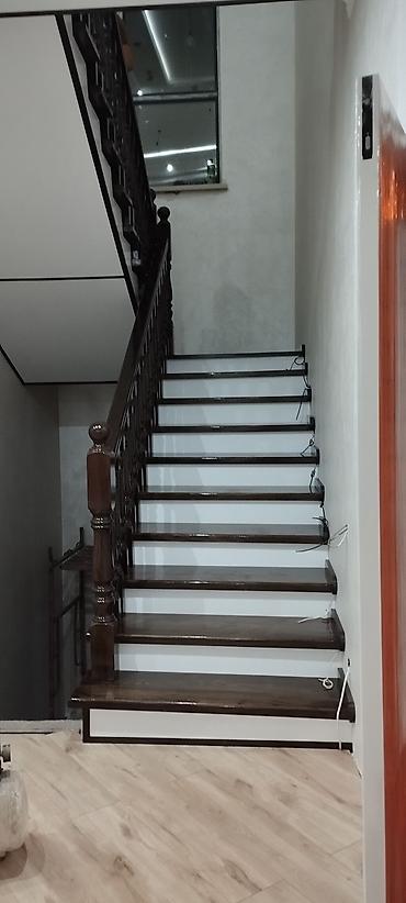 Деревянные лестницы: Деревянная лестница Для дома, Форма лестницы: Прямая, Стиль: Классический — 16