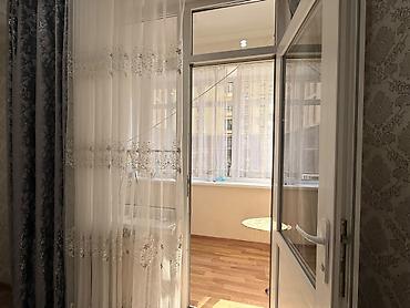 Квартиры: 2 комнаты, 62 м², 7 мкр Элитка, 2 этаж, Старый ремонт — 7