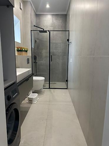 Продажа коттеджей и домов: Сдается на длительный срок просторный трехуровневый дом с современным — 9