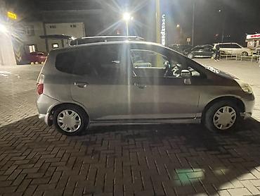 Honda: Honda Fit: 2004 г., 1.3 л, Вариатор, Бензин, Хэтчбэк — 6