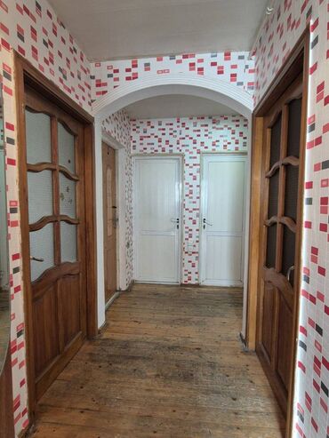 Köhnə tikili: Bakı, 3 otaqlı, Köhnə tikili, m. Həzi Aslanov, 65 kv. m — 12