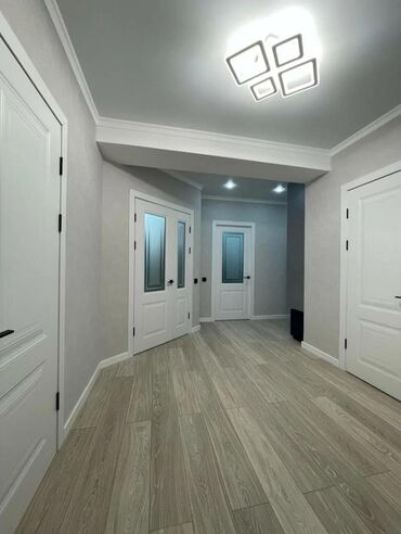 Продажа квартир: 3 комнаты, 77 м², Элитка, 4 этаж, Дизайнерский ремонт — 9