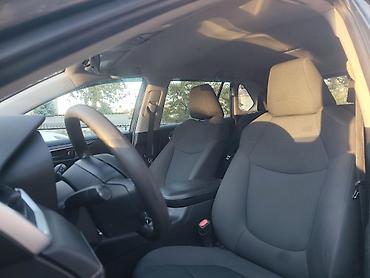 доп фара: Toyota RAV4: 2019 г., 2.5 л, Автомат, Бензин, Внедорожник — 9