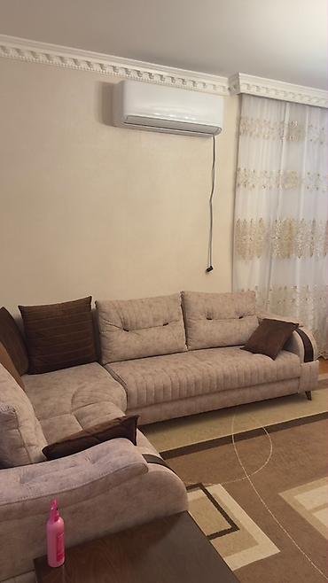 koji divan: Masazır 2 nömrəli məktəbin qarşısı.təmir üçün endirim olunacaq.3 — 3