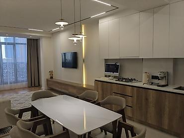 Продажа квартир: 3 комнаты, 94 м², Элитка, 4 этаж, Дизайнерский ремонт — 2