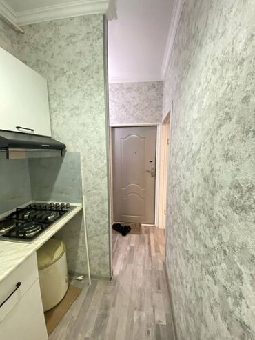 Köhnə tikili: Bakı, 5-ci mikrorayon, 2 otaqlı, Köhnə tikili, m. Memar Əcəmi, 36 kv. m — 8