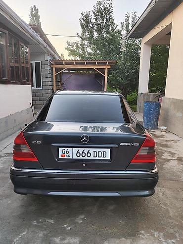 касем машина: Mercedes-Benz C-Class: 1993 г., 2.8 л, Механика, Бензин, Седан — 5