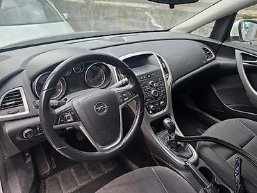 auto fo: OPEL ASTRA J 2010. GOD. - KOMPLETAN AUTO U DELOVIMA | Opel Astra J — 1