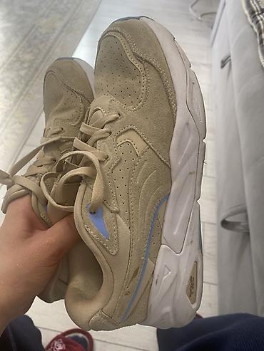 puma ferrari кроссовки: Мужские кроссовки, 38, Puma, Б/у, цвет - Бежевый — 4