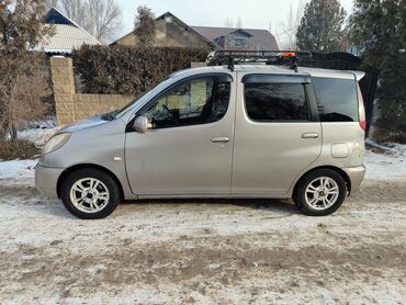 таета функарго: Toyota Funcargo: 2002 г., 1.3 л, Автомат, Газ, Минивэн