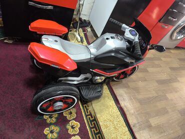 адаптеры для автокресел: Usaglar uçun maşin ( moto )