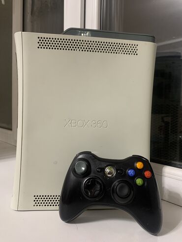 консоли: Продам Xbox 360 fat консоль почти в идеальном состоянии, в наличии все