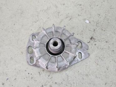 Подушки мотора: Подушка мотора Alfa Romeo 2003 г., Б/у, Оригинал, Германия — 3