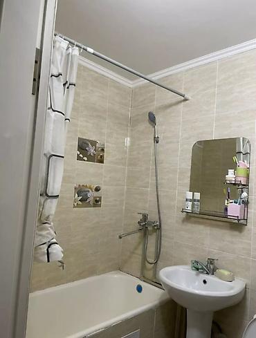 2 8: 2 комнаты, 44 м², 7 мкр 104 серия, 1 этаж, Евроремонт — 3