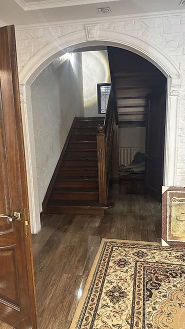 Долгосрочная аренда домов: 380 м², 8 комнат, Забор, огорожен at lalafo.kg — 10 Долгосрочная аренда домов: 380 м², 8 комнат, Забор, огорожен — 10