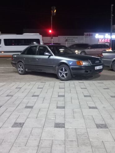 подлокотник на ауди с4: Audi S4: 1992 г., 2.3 л, Механика, Бензин, Седан