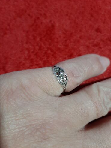 na veliko: Srebran prsten 800 finoce pravo srebro prsten je velicine 18 m.m