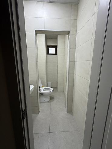 Аренда ангаров: Сдаю ангар 323 м², С отдельным санузлом, С системой безопасности, С юридическим адресом, Долгосрочно, Собственник — 19