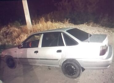 багажник нексия: Daewoo Nexia: 2003 г., 1.5 л, Механика, Бензин, Седан