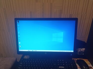 Masaüstü kompüterlər və iş stansiyaları: Monitor Hp 20 inc Sistem Bloku Fujitsu Windows 10 930 GB Yaddaş 11 gb