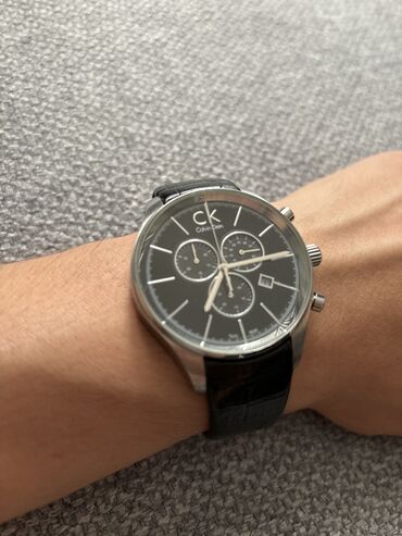 кожаный ремешок для часов: Часы мужские Calvin Klein. 
Состояние 10/10. 
Нужно поменять ремешок