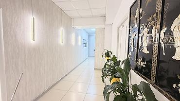 center: Сдаётся светлое коммерческое помещение открытой планировки. Доступ — 8