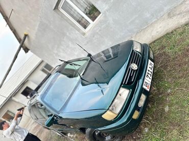 Volkswagen: Volkswagen Passat Variant: 1994 г., 2 л, Механика, Бензин, Универсал — 5