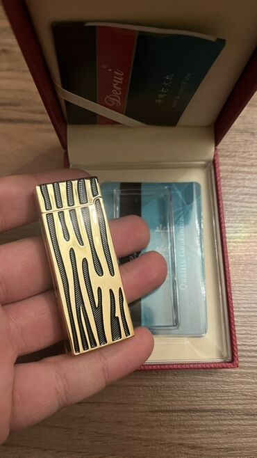 Toy paltarları və aksesuarları: Qızılı-qara naxışlı qazlı alışqan (Derrui) - Brend: Derrui (qutuda