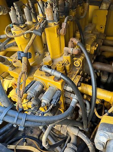 Экскаваторы: Экскаватор, Caterpillar, 2021 г., Гусеничный — 7