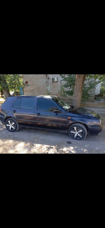 срочно срочно продам машину: Volkswagen Golf: 1996 г., 1.8 л, Механика, Бензин
