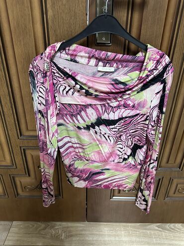 Sviterlər: 10 azn Razmer S/M — 4