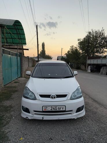 тацота ист: Toyota Ipsum: 2003 г., 2.4 л, Автомат, Бензин, Минивэн