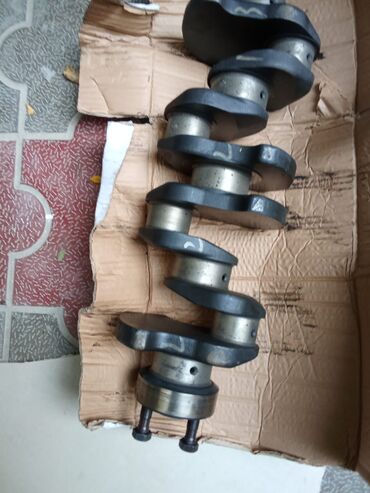 Sbor motorlar və silindr başlıqları: ISUZU dizel mühərriki üçün komple silindr başlığı və əlavə hissələr - — 26