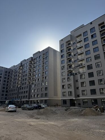 продаю контейнер дордой центральный проход: 1 комната, 42 м², Элитка, 8 этаж, ПСО (под самоотделку)