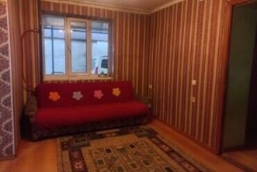 дом в городе каракол: 150 м², 4 комнаты, Парковка, Подвал, погреб, Забор, огорожен