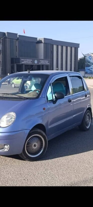 шины для матиза: Daewoo Matiz, 5‑дверный хэтчбек, сине‑голубой цвет. Машина полный