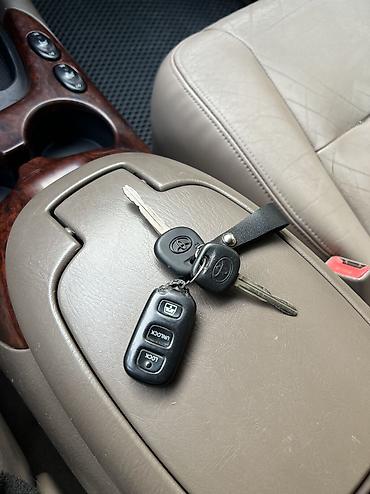 Toyota: Toyota Sequoia: 2003 г., 4.7 л, Автомат, Бензин, Внедорожник — 6