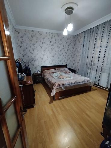 novxani restoranlar: 4 otaqlı, 120 kv. m, Orta təmir — 3