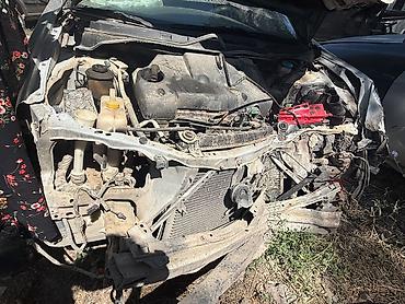 рено приум: Nissan Primera: 2003 г., 1.8 л, Механика, Бензин, Лифтбек — 5